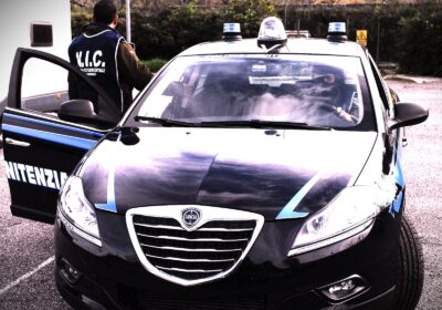 Napoli: il Nucleo Investigativo Centrale (N.I.C.) della Polizia Penitenziaria, in sinergia con l’Antimafia contro la gestione del commercio degli strumenti di comunicazione in carcere