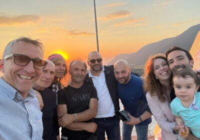 Trentinara. La “Terrazza del Cilento” diventa pittura: Fernando Mangone e la nascita luminosa di Afrodite